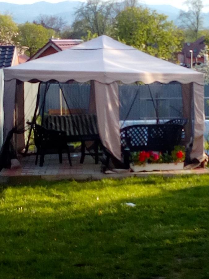 Privat U Damiana Apartman Veľký Slavkov Kültér fotó