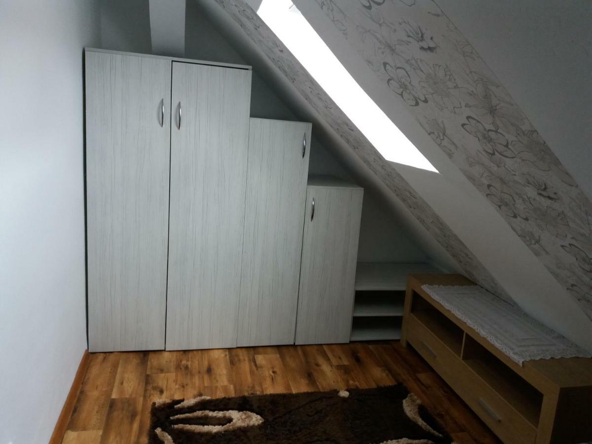 Privat U Damiana Apartman Veľký Slavkov Kültér fotó